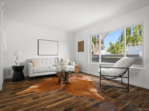 9404 Carlton Oaks Dr Unit D, Santee, CA 92071