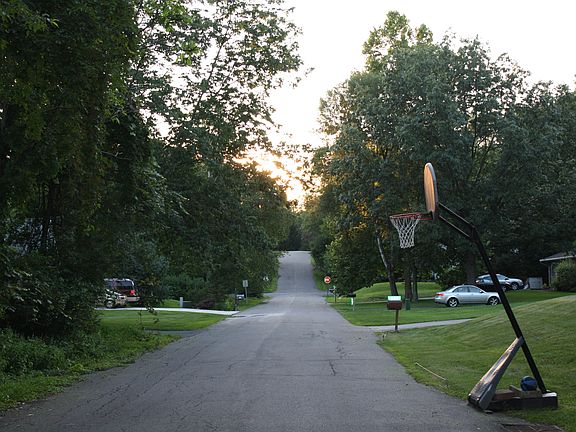 2nd image of 609 Creekwood Dr