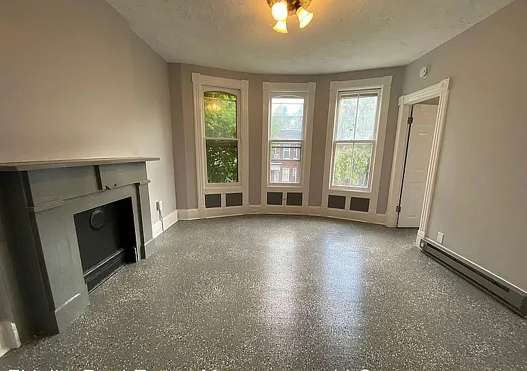 86 Carson Ave #2 — Photo 6