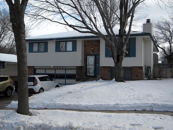 2nd image of 7321 Greenwood Ct