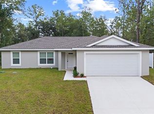 661 E Vercelli Ln, Citrus Springs, FL 34434