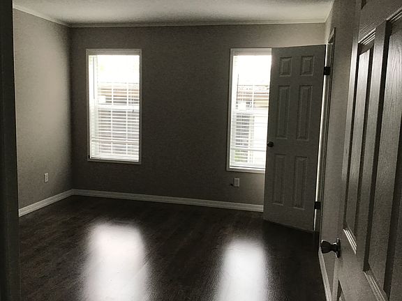 5th image of 1124 Heritage Dr #197