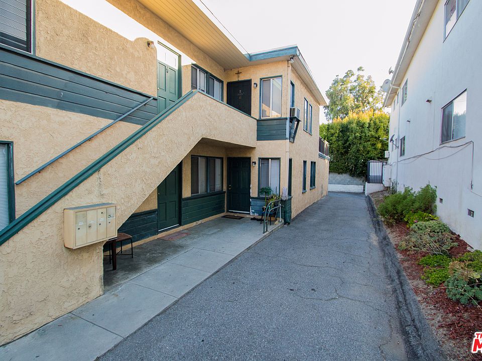 2nd image of 3723 S Sepulveda Blvd