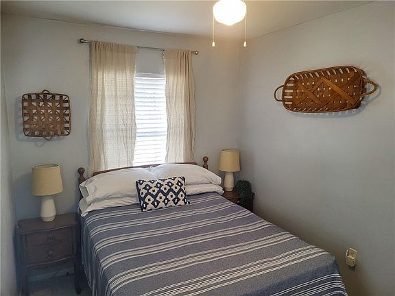5th image of 134 Cawthorn Dr