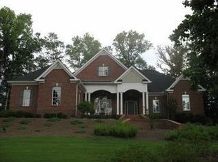 1041 Chestnut Gln, Athens, GA 30606