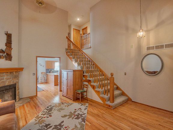 Stairs to Bedroom Level