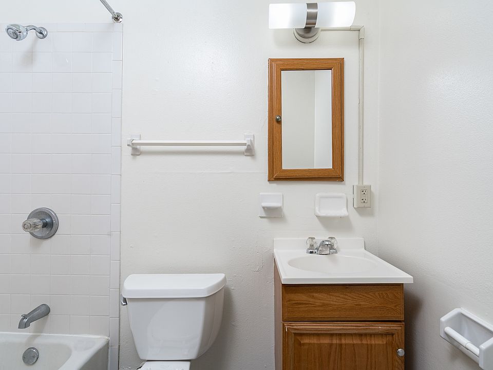 Studio Bathroom