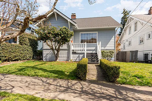 4814 36th Ave NE Photo 1