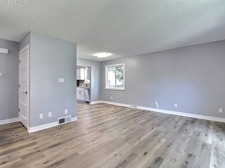 2669 Idaho Ave — Photo 7