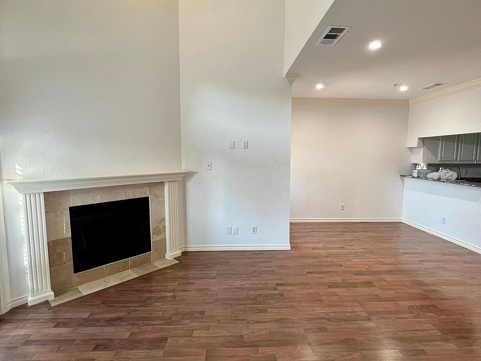 1st image of 3407 Binkley Ave APT D