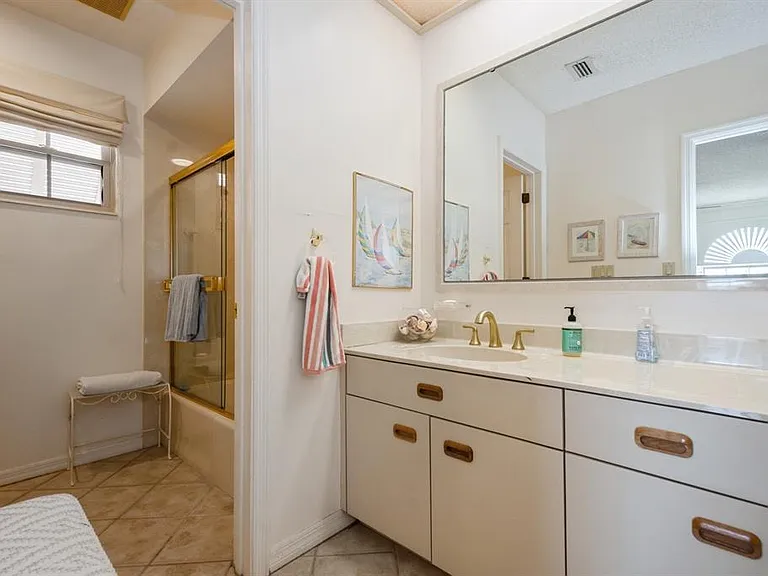 1195 Coquille St #309 — Photo 15