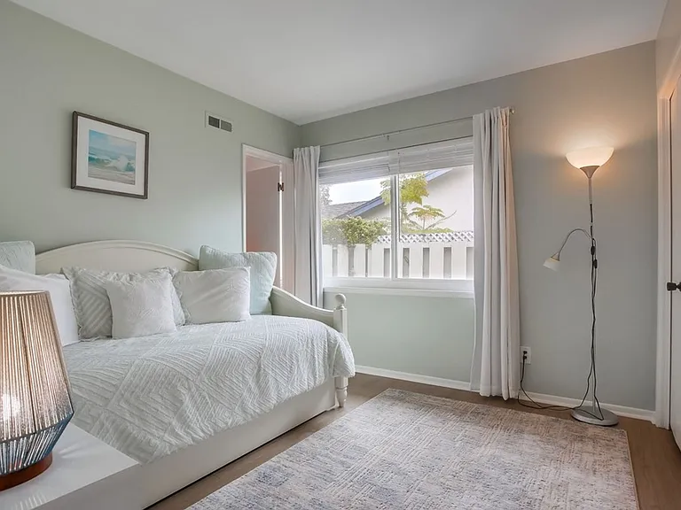 8302 Prestwick Dr — Photo 51