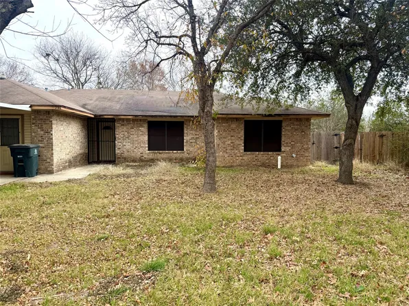 25 Salado Dr, New Braunfels, TX 78130