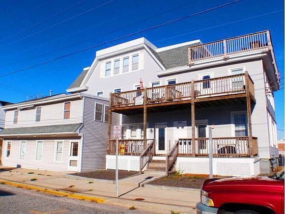 1st image of 4315 Landis Ave Unit 2W
