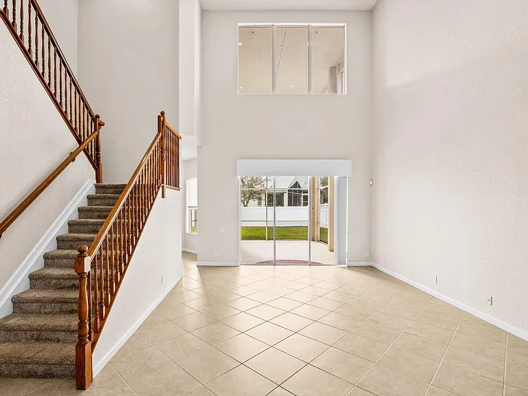 206 NW Magnolia Lakes Blvd — Photo 7