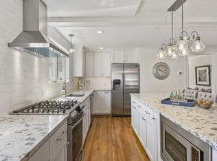 69 Pleasant St, Manchester, MA 01944