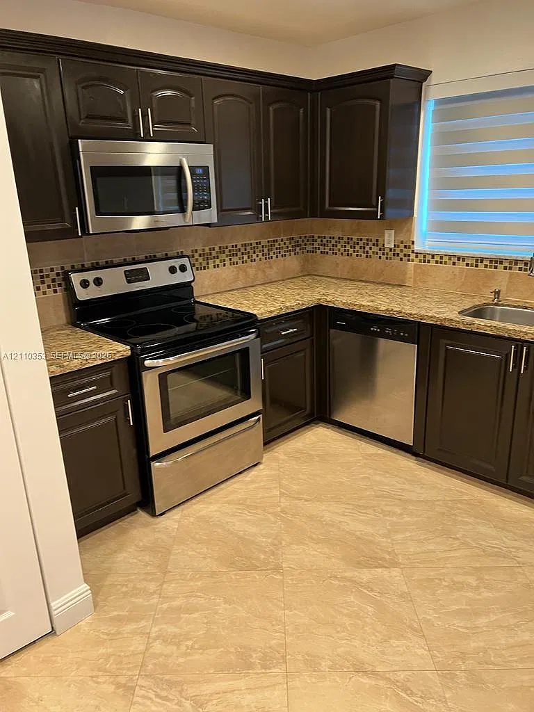 Cherry Grove Condo 10/5 — Photo 4
