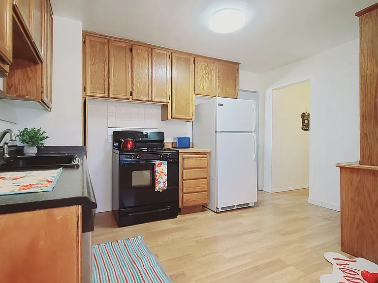 3512 N Holman Ct — Photo 17