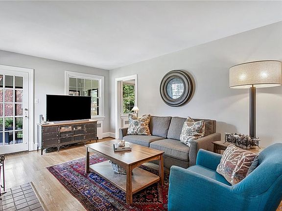 5th image of 2417 Wedgewood Ave