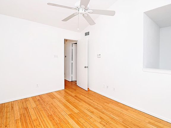 3rd image of 4203 Holland Ave APT 14