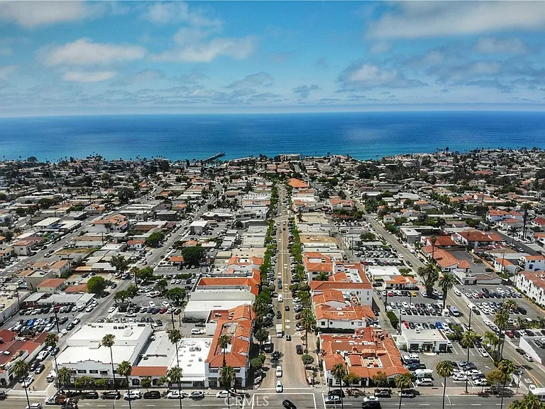 200 Avenida Monterey — Photo 24