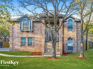 1313 Deer Trl, Denton, TX 76205