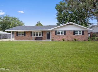 2192 Atkinson Rd, Biloxi, MS 39531