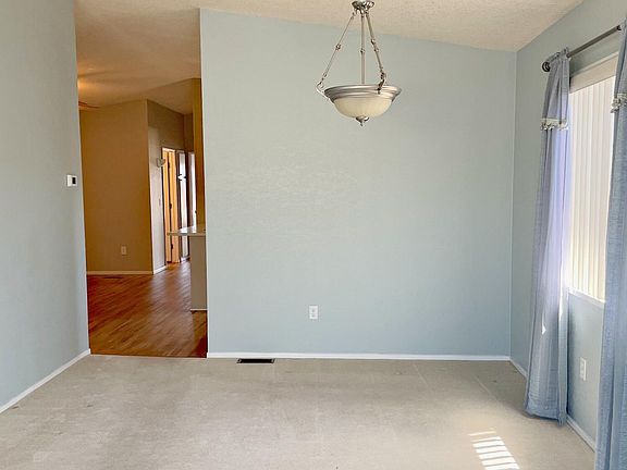 4th image of 936 Quail Meadows Ct #60