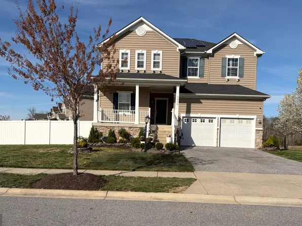 9850 Mannheim Ln, Waldorf, MD 20603