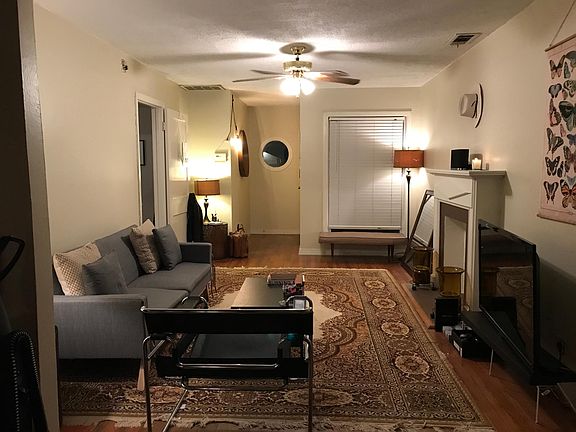 2nd image of 5743 Penrose Ave