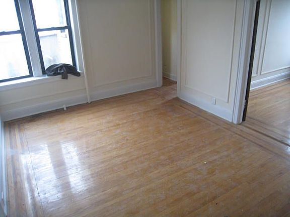 4th image of 3076 35th St APT 3A