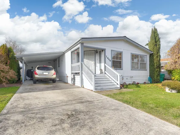 1646 Darin Dr, Grants Pass, OR 97527