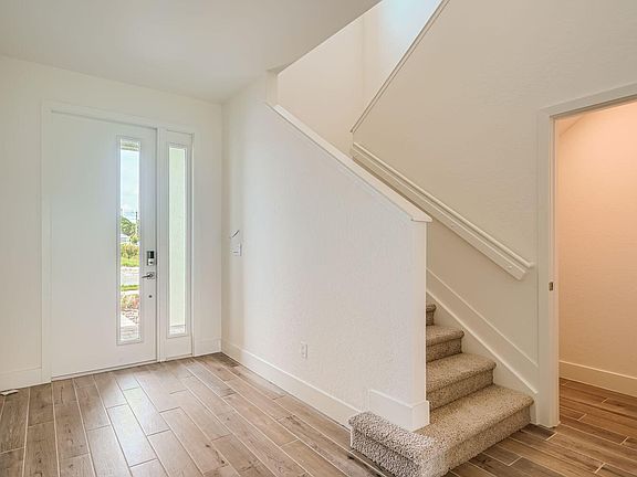 3rd image of 1440 SW Lago Circle