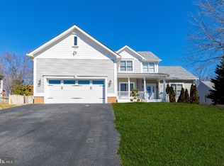 17 Feldspar Way, Fredericksburg, VA 22405