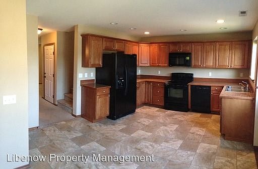2nd image of 702 E Capitol Ave