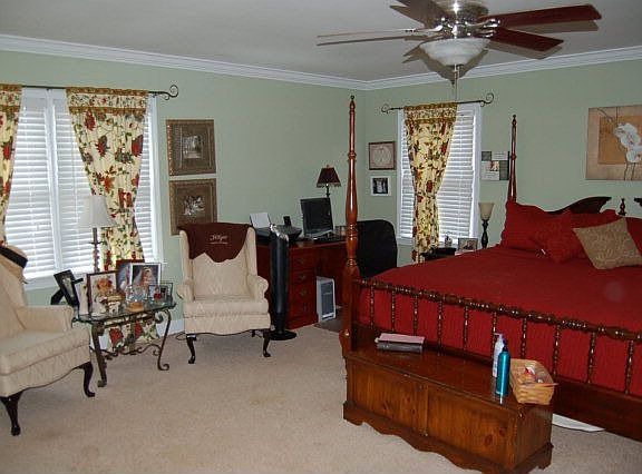 2nd image of 448 Lee Road 348