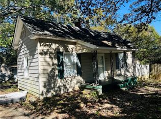 1715 Ringold Rd, Greensboro, NC 27405