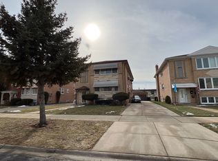 8421 W Berwyn Ave, Chicago, IL 60656