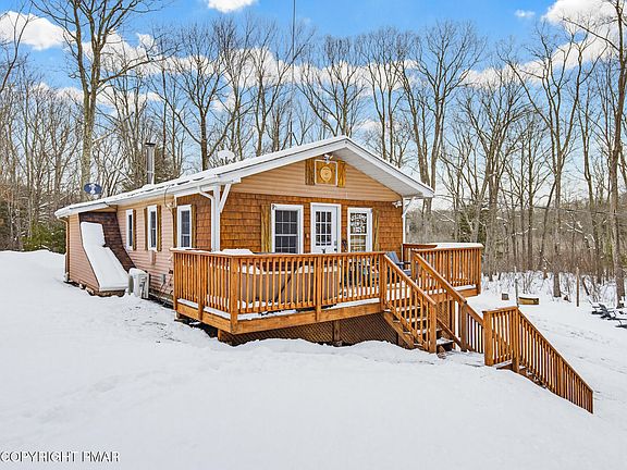 3rd image of 1109 Silver Lake Rd