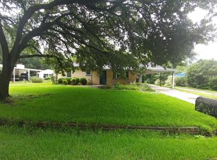 215 Dogwood Ave, Goose Creek, SC 29445