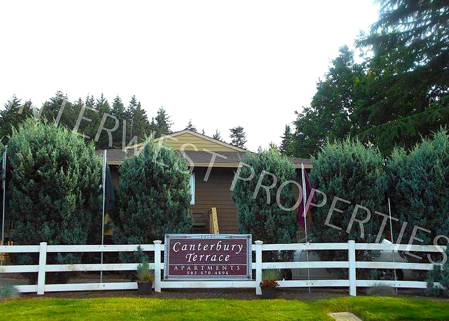 Canterbury Terrace Apartments — Photo 4
