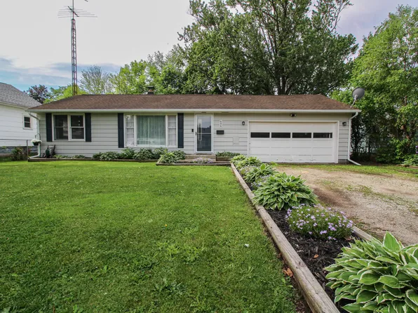 606 Millard St, Three Rivers, MI 49093