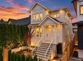 2008 Westview Dr, North Vancouver, BC V7M3B2