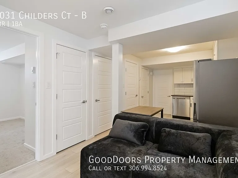 1031 Childers Ct #B — Photo 5