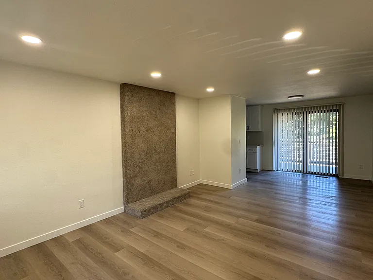 8223-8225 42nd Street Ct W — Photo 8