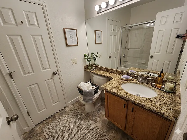 3410 Sloan Peak Hts — Photo 10