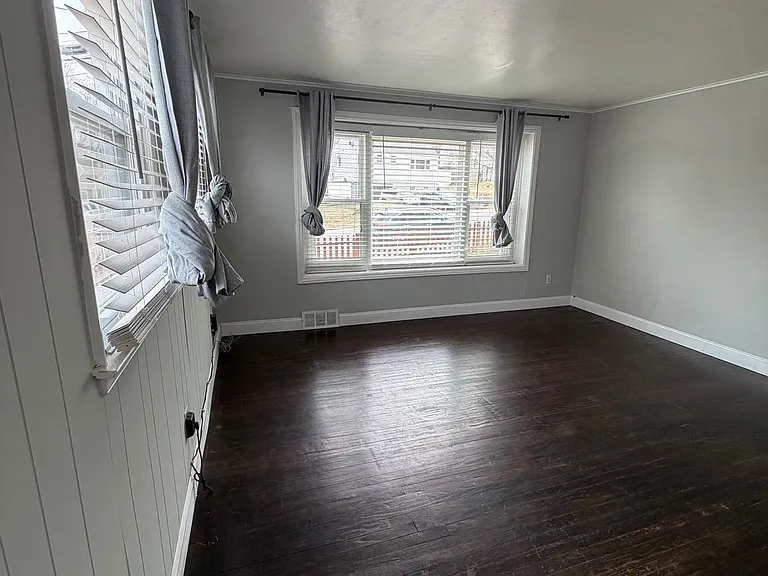 6609 Patterson St — Photo 12