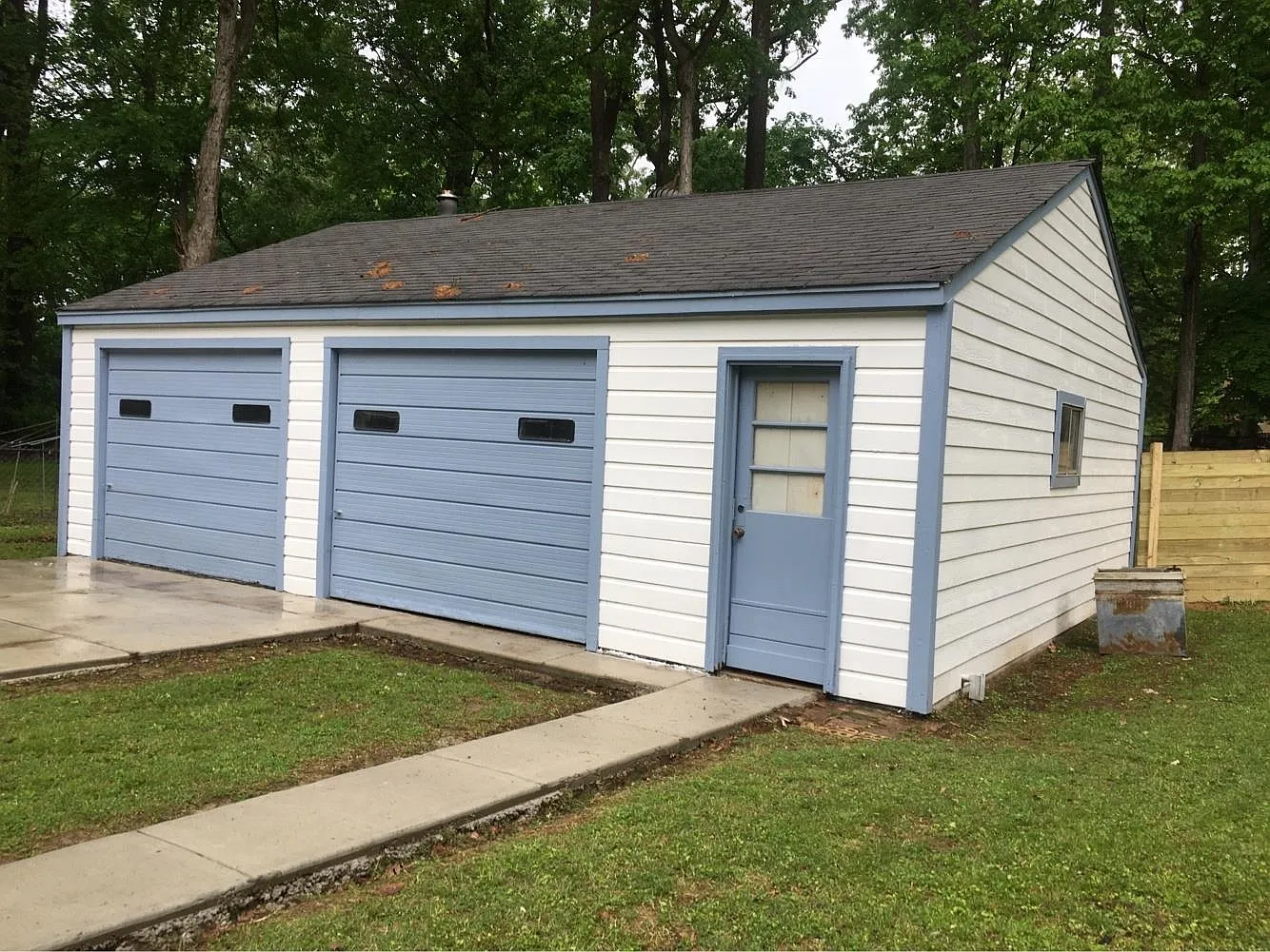3 bed, 1.0 bath, 1044 sqft, $1,450 — Photo 3
