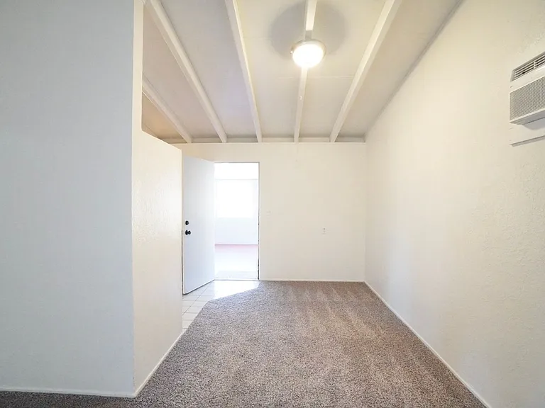 6548 Stoneman Dr — Photo 8
