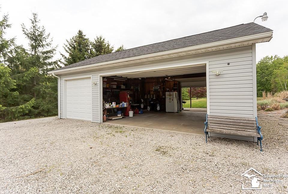 9863 Exeter Rd, Carleton, MI 48117 MLS 50109834 Zillow
